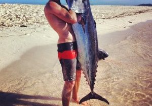 FIJI PRO 2014 ビード・ダービッジは、ラウンド3へアップ