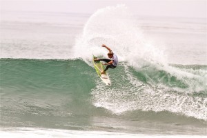 Hurley Pro TRESTLES ビード・ダービッジ